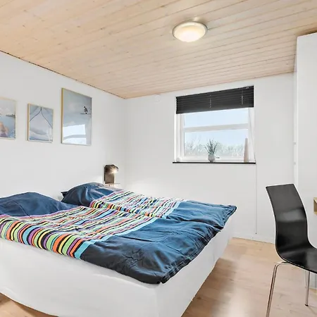 Vakantiehuis 3 Bedroom Beautiful In Tarm