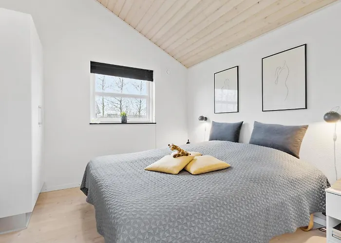 Vakantiehuis 3 Bedroom Beautiful In